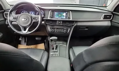 Kia K5 2016, 90376 км, за 6432.98 USD - фото 7