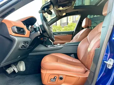 Maserati Levante 2022, 86000 км, за 38014.37 USD