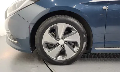 Hyundai Sonata 2016, 111905 км, за 6240.14 USD