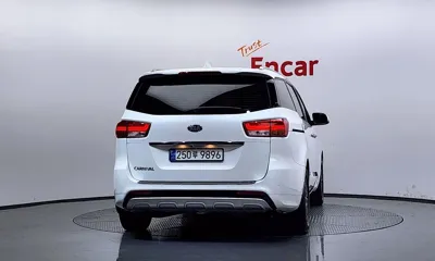 Kia Canival 2018, 73182 км, за 9116.36 USD