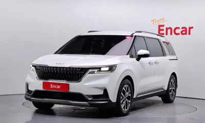Kia Canival · 2023 год