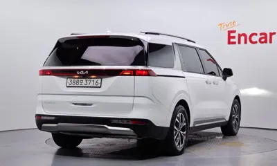 Kia Canival 2023, 103791 км, за 15951.16 USD