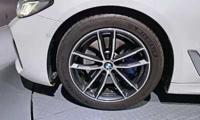 BMW 5-Series 2022, 55327 км, за 22983.44 USD