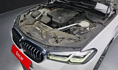 BMW 5-Series 2022, 55327 км, за 22983.44 USD - фото 6