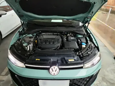 Volkswagen Passat 2024, 1800 км, за 24399.55 USD - фото 20