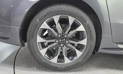 Kia Canival 2016, 170758 км, за 7670.8 USD