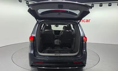 Kia Canival 2016, 170758 км, за 7670.8 USD - фото 19