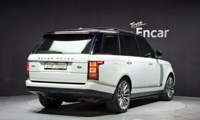 Land Rover Range Rover 2016, 99729 км, за 30987.77 USD