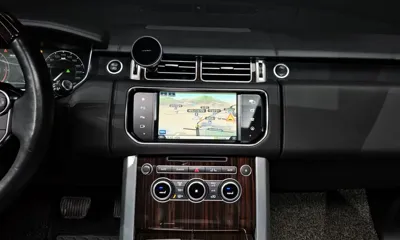 Land Rover Range Rover 2016, 99729 км, за 30987.77 USD - фото 14