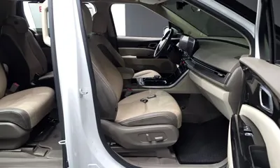 Kia Canival 2023, 39062 км, за 19364.58 USD - фото 26
