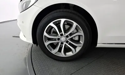 Mercedes-Benz C-Class 2016, 131711 км, за 7941.41 USD