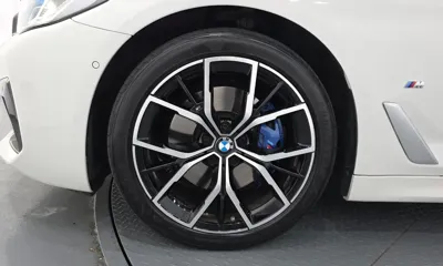 BMW 5-Series 2023, 50152 км, за 35563.22 USD