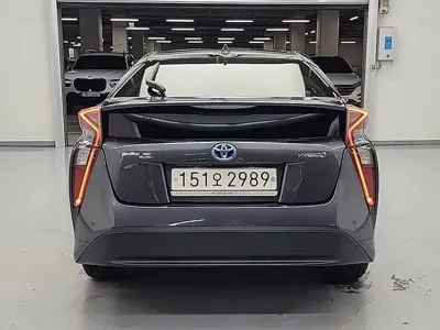 Toyota Prius 2018, 114999 км, за 8834.42 USD