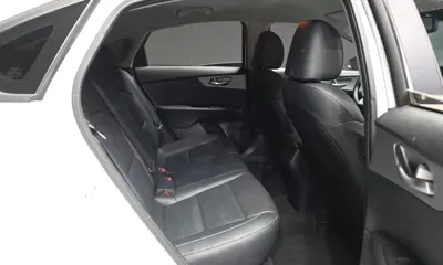 Kia K3 2022, 99650 км, за 7680.19 USD - фото 12