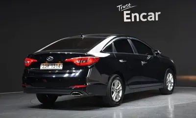 Hyundai Sonata 2015, 108198 км, за 4488.68 USD