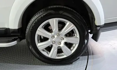 Land Rover Discovery 2015, 99926 км, за 14582.23 USD