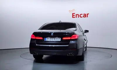 BMW 5-Series 2023, 49358 км, за 29539.19 USD