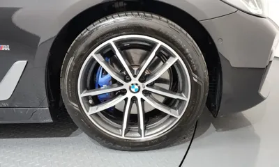 BMW 5-Series 2023, 49358 км, за 29539.19 USD
