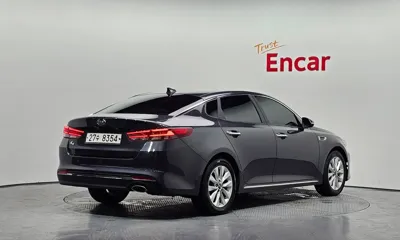 Kia K5 2016, 169307 км, за 5285.76 USD