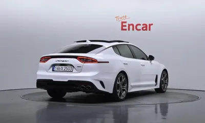 Kia Stinger 2018, 112320 км, за 11160.01 USD
