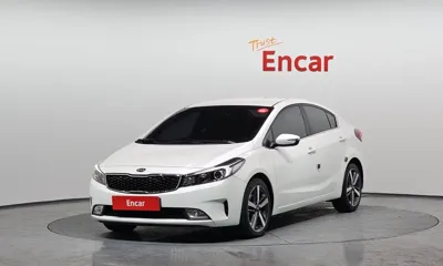 Kia K3 · 2017 год