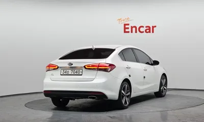 Kia K3 2017, 61153 км, за 6825.71 USD