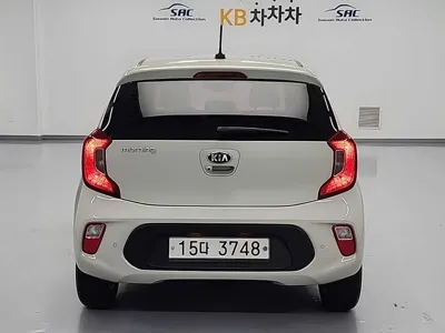 Kia Morning 2018, 61050 км, за 5842.2 USD