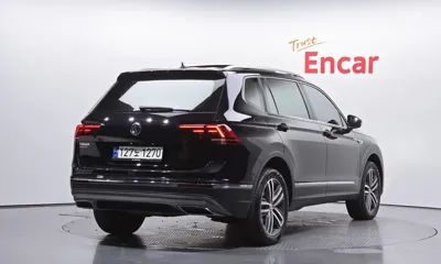 Volkswagen Tiguan 2020, 77413 км, за 18905.08 USD