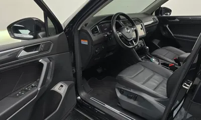 Volkswagen Tiguan 2020, 77413 км, за 18905.08 USD - фото 10