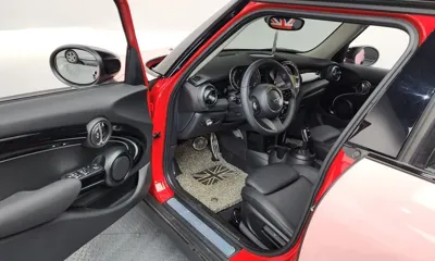 MINI Cooper 2022, 33322 км, за 17001.44 USD - фото 10
