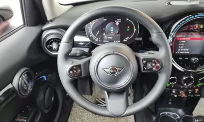 MINI Cooper 2022, 33322 км, за 17001.44 USD - фото 13