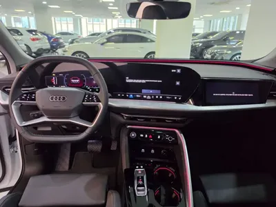 Audi Q5 2025, 2227 км, за 37703.95 USD - фото 7