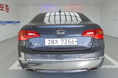 Kia K7 2012, 184328 км, за 2312.52 USD