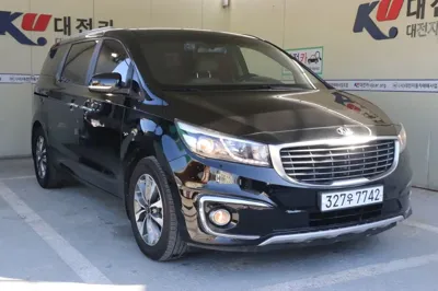Kia Canival · 2015 год