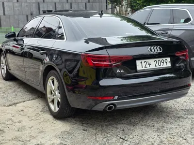 Audi A4 2018, 94941 км, за 10749.19 USD