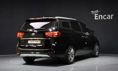 Kia Canival 2020, 112462 км, за 11562.6 USD