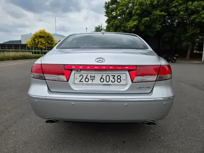 Hyundai Grandeur 2010, 131567 км, за 1962.72 USD - фото 6
