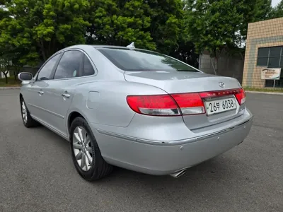 Hyundai Grandeur 2010, 131567 км, за 1962.72 USD - фото 7