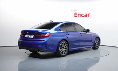 BMW 3-Series 2022, 17578 км, за 22687.37 USD