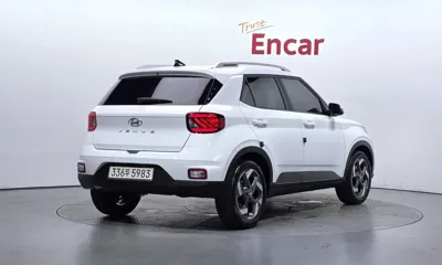 Hyundai Venue 2023, 26230 км, за 15798.53 USD