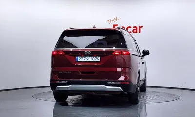 Kia Canival 2021, 16713 км, за 14977.21 USD