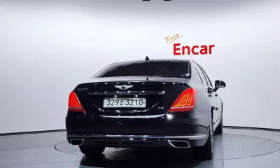 Genesis EQ900 2016, 119537 км, за 10174.61 USD