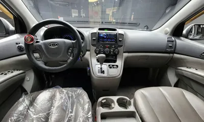 Kia Canival 2012, 268599 км, за 1962.72 USD - фото 7