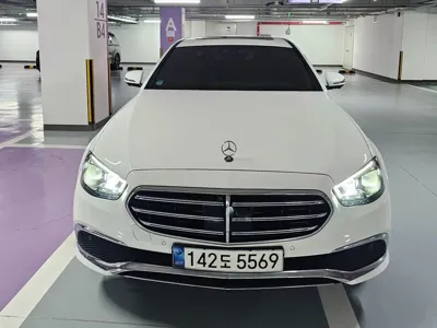Mercedes-Benz E-Class 2021, 39033 км, за 26710.11 USD
