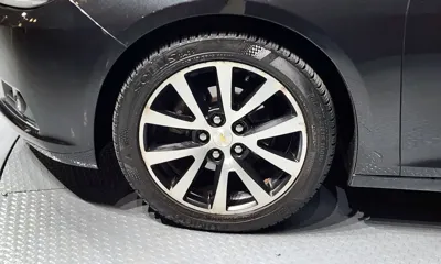 ChevroletGMDaewoo Malibu 2012, 124772 км, за 2378.59 USD