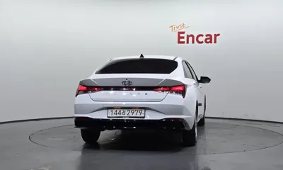Hyundai Avante 2021, 80530 км, за 10538.65 USD