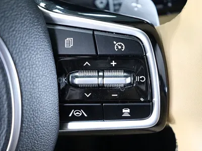 Kia Sorento 2023, 50528 км, за 22843.48 USD - фото 10