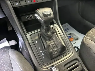Skoda Karoq 2019, 43000 км, за 6395.57 USD - фото 10