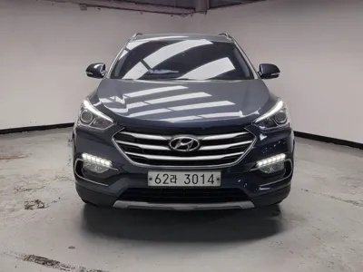 Hyundai Santafe 2016, 127120 км, за 7220.69 USD