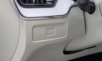 Volvo XC60 2026, 18803 км, за 40632.8 USD - фото 32